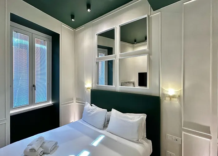 Private Luxury Fontana Di Trevi Apartment *